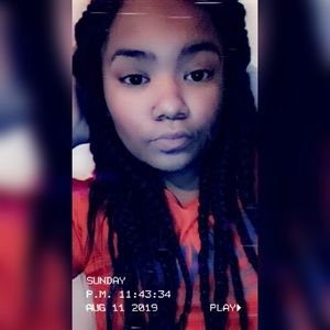 Meet your Posher, Ariana